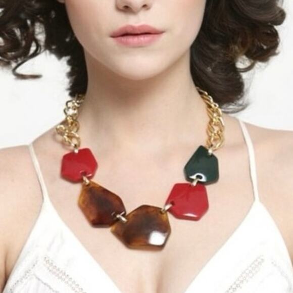 Zara Gold Tone Green, Red, Faux Tortoise Resin Chunky Statement
Necklace - Picture 1 of 9